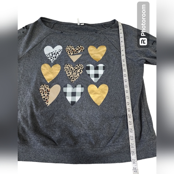 Cato Distressed Gray Sweatshirt - Picture 4 of 9